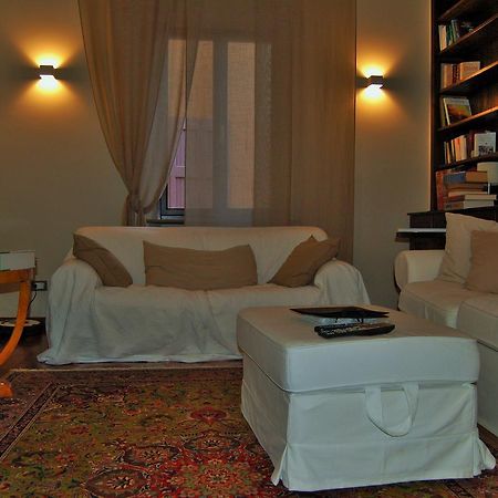 Homebo La Finestrella Apartment Bologna Exterior foto
